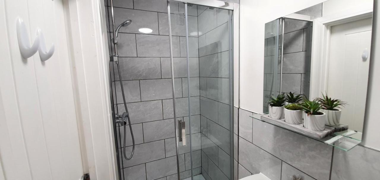 Trendy, Modern Garden Posh Peckham Apartment London Exterior foto
